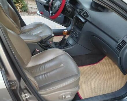 Сірий Рено Лагуна, об'ємом двигуна 2.19 л та пробігом 250 тис. км за 4800 $, фото 4 на Automoto.ua