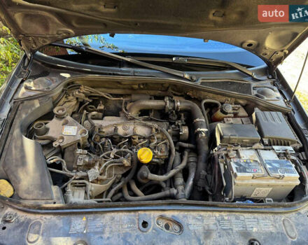 Серый Рено Лагуна, объемом двигателя 1.87 л и пробегом 375 тыс. км за 4300 $, фото 10 на Automoto.ua