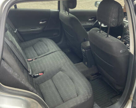 Серый Рено Лагуна, объемом двигателя 2 л и пробегом 227 тыс. км за 4200 $, фото 9 на Automoto.ua