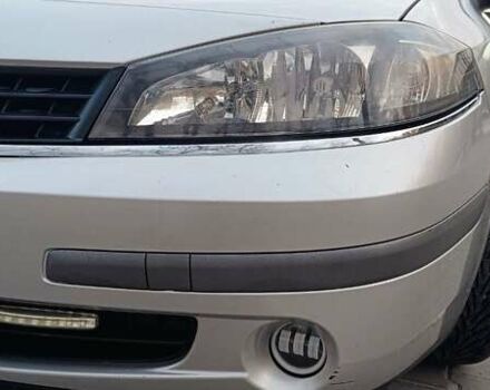 Серый Рено Лагуна, объемом двигателя 2 л и пробегом 300 тыс. км за 4700 $, фото 21 на Automoto.ua