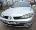 Серый Рено Лагуна, объемом двигателя 2 л и пробегом 325 тыс. км за 4100 $, фото 1 на Automoto.ua