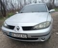 Серый Рено Лагуна, объемом двигателя 2 л и пробегом 325 тыс. км за 4350 $, фото 2 на Automoto.ua