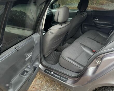 Рено Лагуна 2005 в Хмельницком на Automoto.ua Серый Рено Лагуна, объемом двигателя 2.2 л и пробегом 303 тыс. км за 4300 $, фото 12 на Automoto.ua