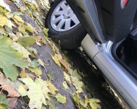 Серый Рено Лагуна, объемом двигателя 1.9 л и пробегом 410 тыс. км за 4700 $, фото 5 на Automoto.ua