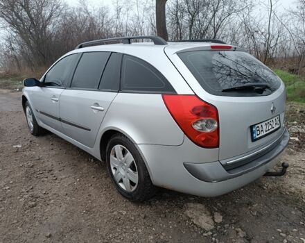 Серый Рено Лагуна, объемом двигателя 2 л и пробегом 325 тыс. км за 4350 $, фото 6 на Automoto.ua