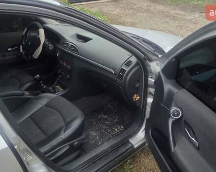 Серый Рено Лагуна, объемом двигателя 1.9 л и пробегом 327 тыс. км за 3400 $, фото 6 на Automoto.ua