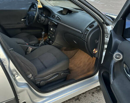 Серый Рено Лагуна, объемом двигателя 1.9 л и пробегом 276 тыс. км за 4800 $, фото 8 на Automoto.ua
