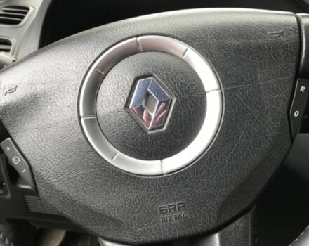 Серый Рено Лагуна, объемом двигателя 2.2 л и пробегом 349 тыс. км за 4000 $, фото 10 на Automoto.ua