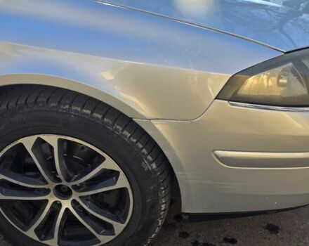 Серый Рено Лагуна, объемом двигателя 1.9 л и пробегом 302 тыс. км за 4000 $, фото 3 на Automoto.ua