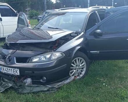 Сірий Рено Лагуна, об'ємом двигуна 2.2 л та пробігом 284 тис. км за 3000 $, фото 1 на Automoto.ua