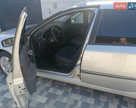 Серый Рено Лагуна, объемом двигателя 1.6 л и пробегом 320 тыс. км за 4400 $, фото 6 на Automoto.ua