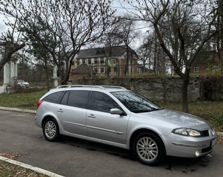 Серый Рено Лагуна, объемом двигателя 2 л и пробегом 199 тыс. км за 4550 $, фото 3 на Automoto.ua