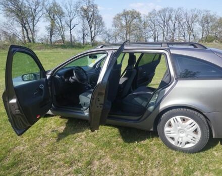 Серый Рено Лагуна, объемом двигателя 2 л и пробегом 3 тыс. км за 4650 $, фото 9 на Automoto.ua
