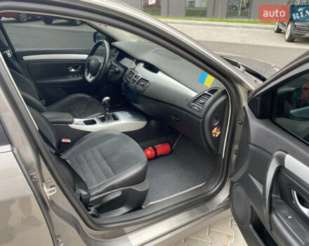 Сірий Рено Лагуна, об'ємом двигуна 2 л та пробігом 349 тис. км за 4950 $, фото 9 на Automoto.ua