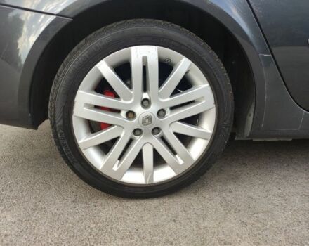 Серый Рено Лагуна, объемом двигателя 2 л и пробегом 320 тыс. км за 5000 $, фото 4 на Automoto.ua