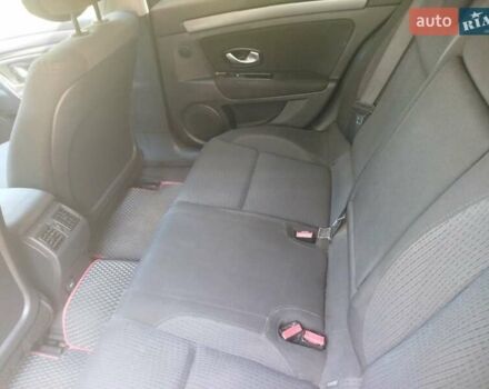 Сірий Рено Лагуна, об'ємом двигуна 1.5 л та пробігом 306 тис. км за 6500 $, фото 8 на Automoto.ua