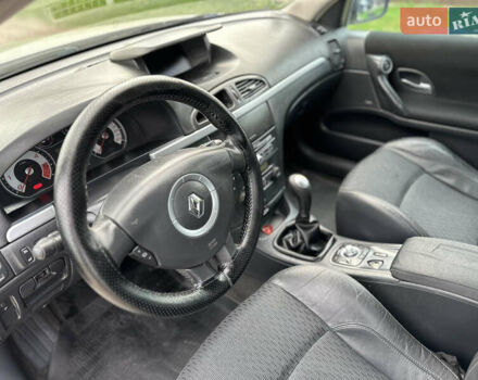 Серый Рено Лагуна, объемом двигателя 1.9 л и пробегом 250 тыс. км за 4100 $, фото 11 на Automoto.ua