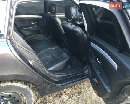 Серый Рено Лагуна, объемом двигателя 2 л и пробегом 330 тыс. км за 5300 $, фото 7 на Automoto.ua