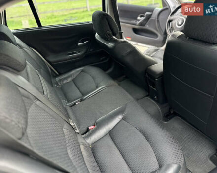 Серый Рено Лагуна, объемом двигателя 1.9 л и пробегом 250 тыс. км за 4100 $, фото 13 на Automoto.ua