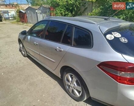 Сірий Рено Лагуна, об'ємом двигуна 1.5 л та пробігом 306 тис. км за 6500 $, фото 3 на Automoto.ua