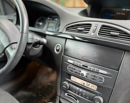 Рено Лагуна 2007 в Тернополе на Automoto.ua Серый Рено Лагуна, объемом двигателя 1.87 л и пробегом 420 тыс. км за 4700 $, фото 21 на Automoto.ua