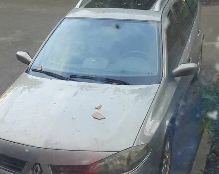 Рено Лагуна 2007 в Ровно на Automoto.ua Серый Рено Лагуна, объемом двигателя 0 л и пробегом 250 тыс. км за 3750 $, фото 3 на Automoto.ua