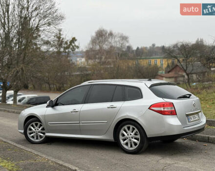 Сірий Рено Лагуна, об'ємом двигуна 2 л та пробігом 268 тис. км за 6300 $, фото 3 на Automoto.ua