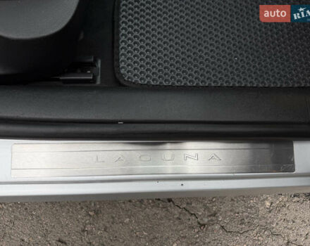 Сірий Рено Лагуна, об'ємом двигуна 2 л та пробігом 268 тис. км за 6300 $, фото 14 на Automoto.ua
