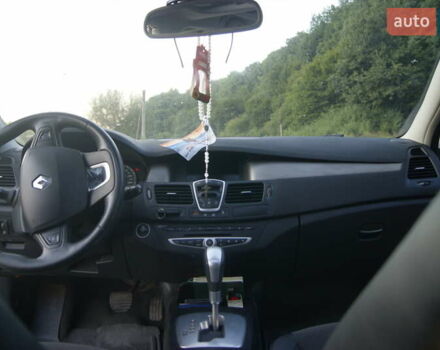 Серый Рено Лагуна, объемом двигателя 2 л и пробегом 219 тыс. км за 6600 $, фото 28 на Automoto.ua