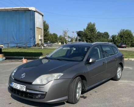 Серый Рено Лагуна, объемом двигателя 2 л и пробегом 330 тыс. км за 3350 $, фото 1 на Automoto.ua