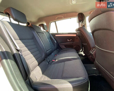 Серый Рено Лагуна, объемом двигателя 2 л и пробегом 245 тыс. км за 6800 $, фото 12 на Automoto.ua