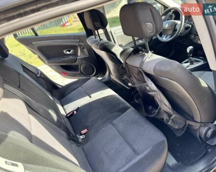 Серый Рено Лагуна, объемом двигателя 1.5 л и пробегом 266 тыс. км за 5120 $, фото 2 на Automoto.ua