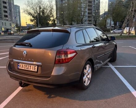 Серый Рено Лагуна, объемом двигателя 1.5 л и пробегом 295 тыс. км за 5100 $, фото 3 на Automoto.ua