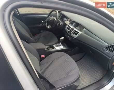 Серый Рено Лагуна, объемом двигателя 2 л и пробегом 300 тыс. км за 6800 $, фото 5 на Automoto.ua