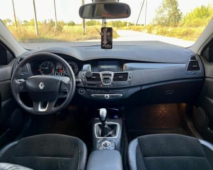 Сірий Рено Лагуна, об'ємом двигуна 2 л та пробігом 260 тис. км за 6700 $, фото 11 на Automoto.ua