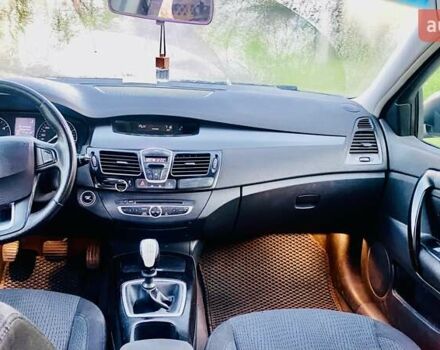 Серый Рено Лагуна, объемом двигателя 1.5 л и пробегом 280 тыс. км за 5499 $, фото 18 на Automoto.ua