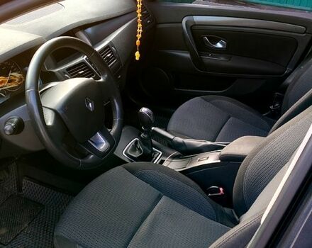 Серый Рено Лагуна, объемом двигателя 1.5 л и пробегом 310 тыс. км за 6200 $, фото 3 на Automoto.ua