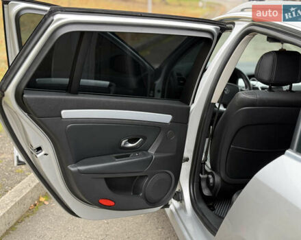 Сірий Рено Лагуна, об'ємом двигуна 2 л та пробігом 268 тис. км за 6300 $, фото 11 на Automoto.ua