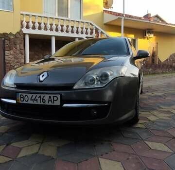 Рено Лагуна 2008 в Тернополе на Automoto.ua Серый Рено Лагуна, объемом двигателя 2 л и пробегом 290 тыс. км за 8400 $, фото 6 на Automoto.ua