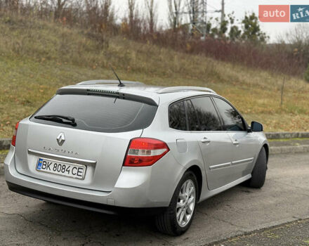 Сірий Рено Лагуна, об'ємом двигуна 2 л та пробігом 268 тис. км за 6300 $, фото 5 на Automoto.ua