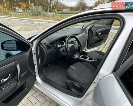 Серый Рено Лагуна, объемом двигателя 1.5 л и пробегом 266 тыс. км за 6100 $, фото 15 на Automoto.ua