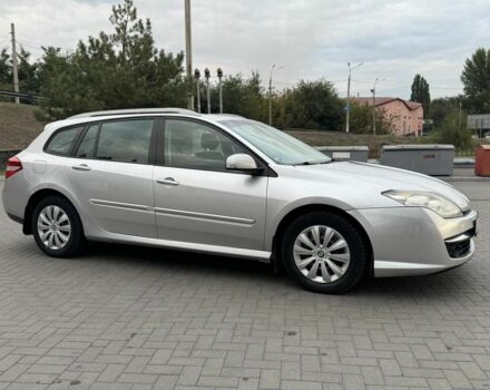 Серый Рено Лагуна, объемом двигателя 0 л и пробегом 260 тыс. км за 6600 $, фото 6 на Automoto.ua
