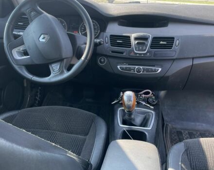Серый Рено Лагуна, объемом двигателя 2 л и пробегом 330 тыс. км за 3350 $, фото 7 на Automoto.ua