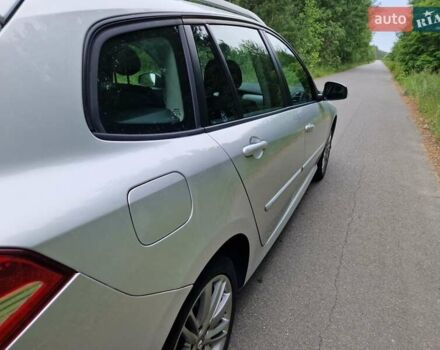 Серый Рено Лагуна, объемом двигателя 2 л и пробегом 171 тыс. км за 6750 $, фото 8 на Automoto.ua