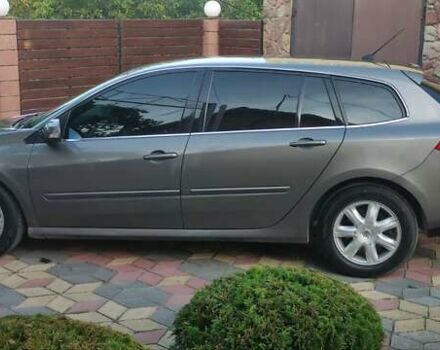 Рено Лагуна 2008 в Тернополе на Automoto.ua Серый Рено Лагуна, объемом двигателя 2 л и пробегом 290 тыс. км за 8400 $, фото 7 на Automoto.ua