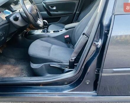 Серый Рено Лагуна, объемом двигателя 1.5 л и пробегом 280 тыс. км за 5499 $, фото 11 на Automoto.ua