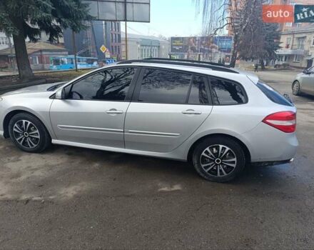 Серый Рено Лагуна, объемом двигателя 2 л и пробегом 300 тыс. км за 6800 $, фото 13 на Automoto.ua