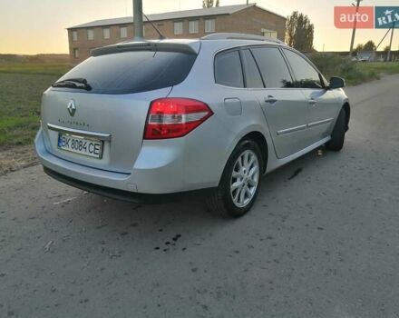 Сірий Рено Лагуна, об'ємом двигуна 2 л та пробігом 265 тис. км за 5850 $, фото 27 на Automoto.ua