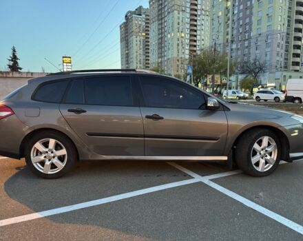 Серый Рено Лагуна, объемом двигателя 1.5 л и пробегом 295 тыс. км за 5100 $, фото 2 на Automoto.ua