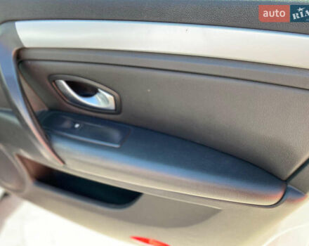 Серый Рено Лагуна, объемом двигателя 2 л и пробегом 245 тыс. км за 6800 $, фото 14 на Automoto.ua